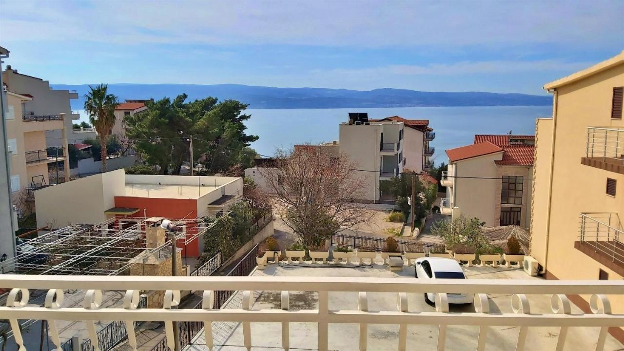 Apartments Mandalinic オミシュ エクステリア 写真