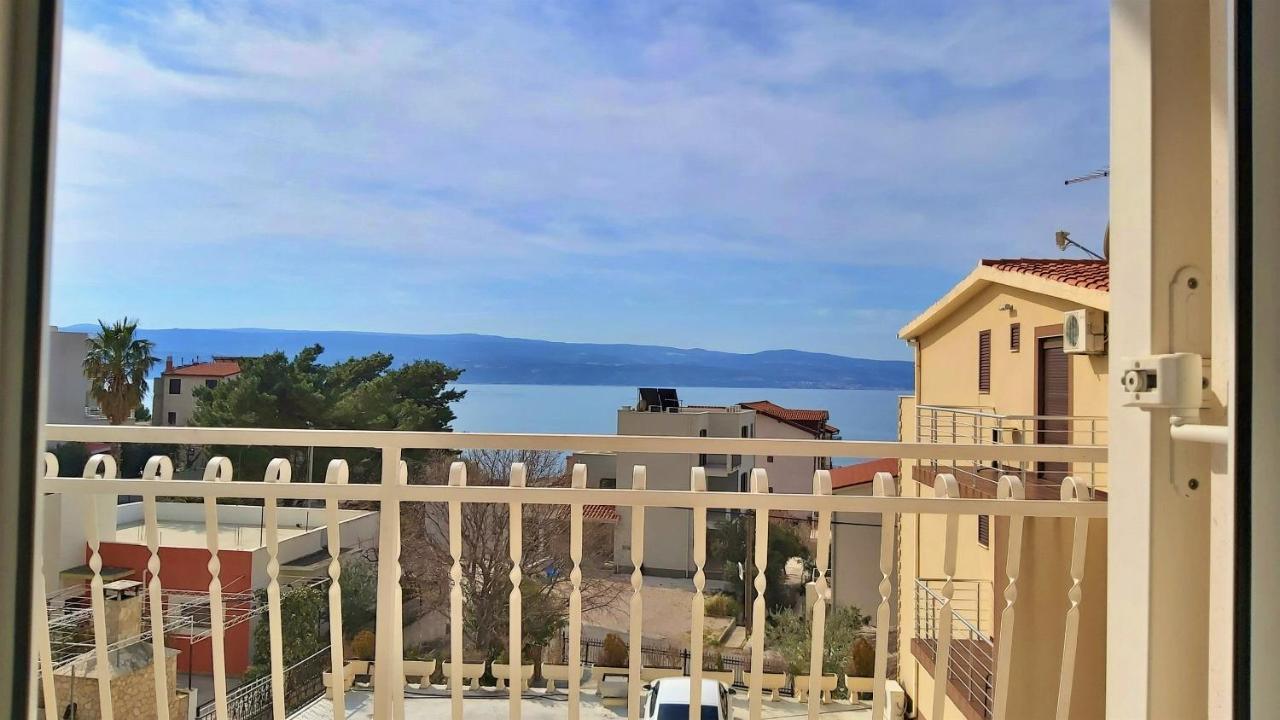 Apartments Mandalinic オミシュ エクステリア 写真